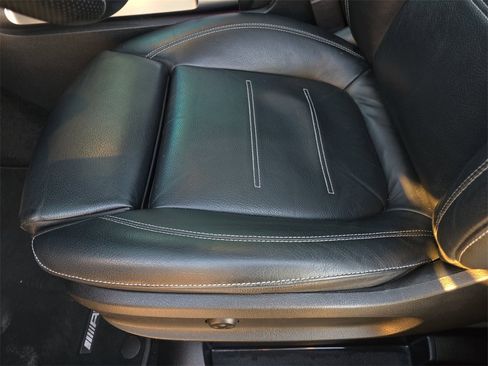 Used 2021 Mercedes-Benz GLB 35 AMG 4MATIC image 29