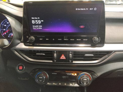 Used 2023 Kia Forte GT-Line w/ GT-Line Premium Package image 25