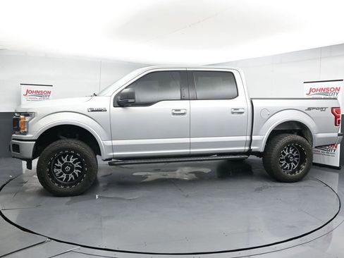 Used 2019 Ford F150 XLT w/ Equipment Group 302A Luxury AWD/4WD image 5