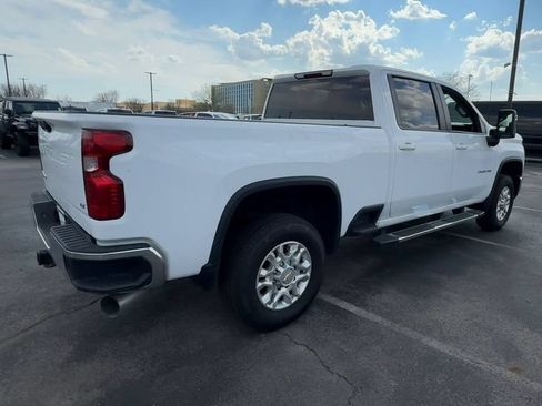 Used 2024 Chevrolet Silverado 2500 LT AWD/4WD image 8