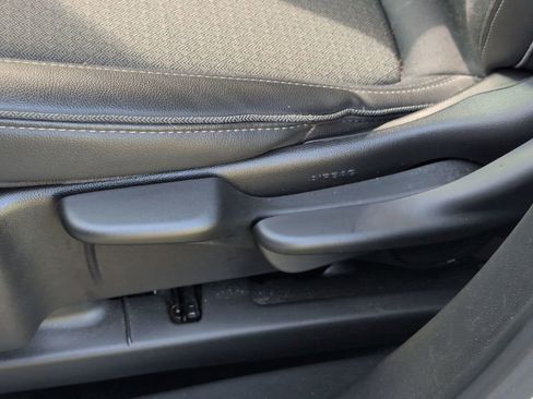 Used 2024 Buick Encore GX Preferred w/ Advanced Technology Package image 16