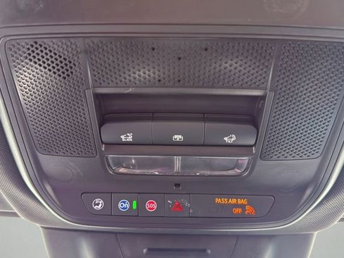 New 2026 Chevrolet Equinox EV LT image 36