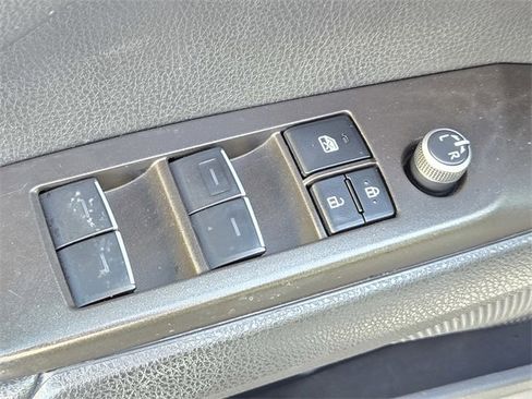 Used 2023 Toyota Camry XSE image 13