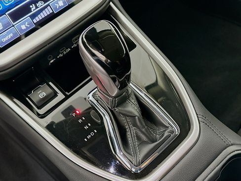 Used 2025 Subaru Outback Premium image 24