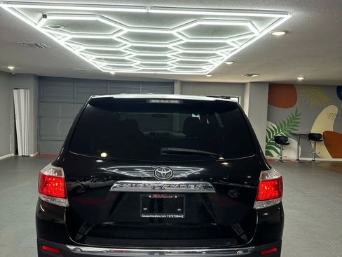 Used 2013 Toyota Highlander FWD image 5