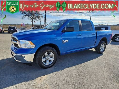 Used 2021 RAM 1500 Classic SLT image 2