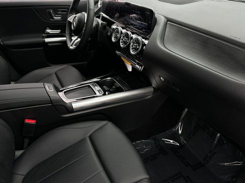 New 2026 Mercedes-Benz GLA 250 4MATIC image 8