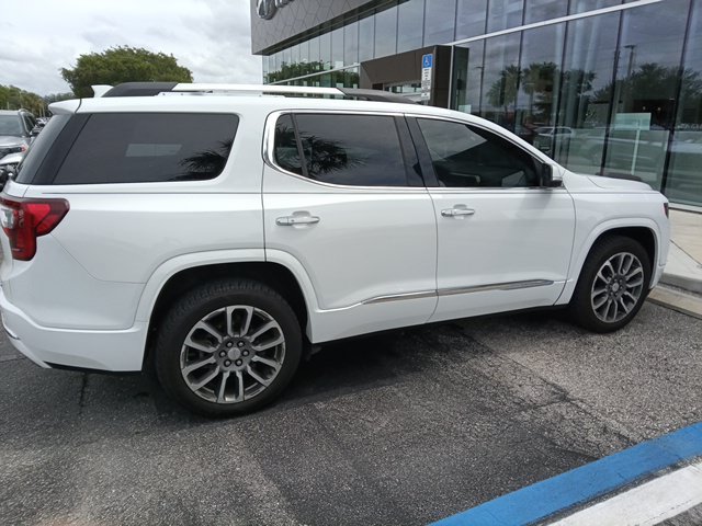 Used 2021 GMC Acadia Denali w/ Denali Ultimate Package AWD/4WD image 3