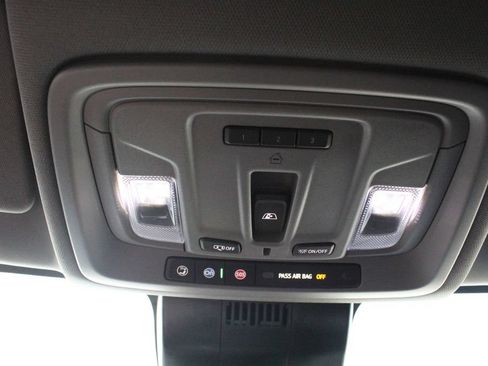 Used 2025 Chevrolet Silverado 2500 LT w/ Trail Boss Package AWD/4WD image 32