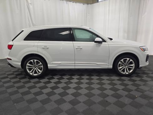 Used 2025 Audi Q7 3.0T Premium Plus image 7