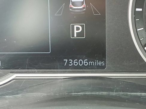 Used 2019 Nissan Kicks SV FWD image 25