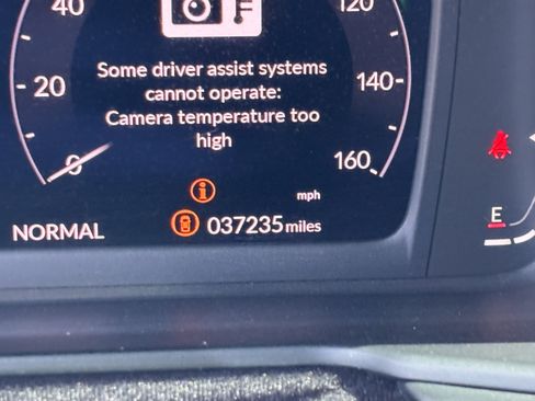 Used 2025 Honda Accord Sport image 30