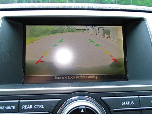 Used 2011 Nissan Armada SL image 20