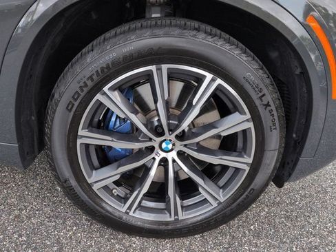 Used 2026 BMW X5 xDrive50e w/ M Sport Package AWD/4WD image 11