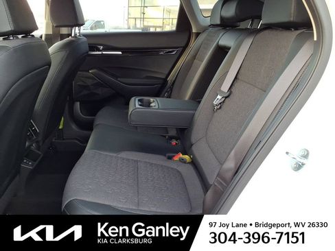 Used 2025 Kia Seltos S image 12