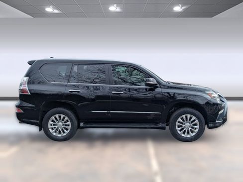 Used 2017 Lexus GX 460 Premium w/ Premium Package image 8