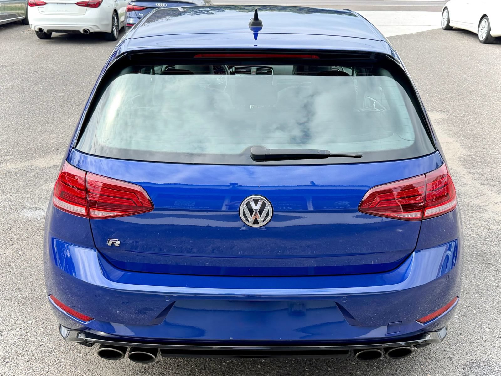 Used 2018 Volkswagen Golf 4-Door AWD/4WD image 10