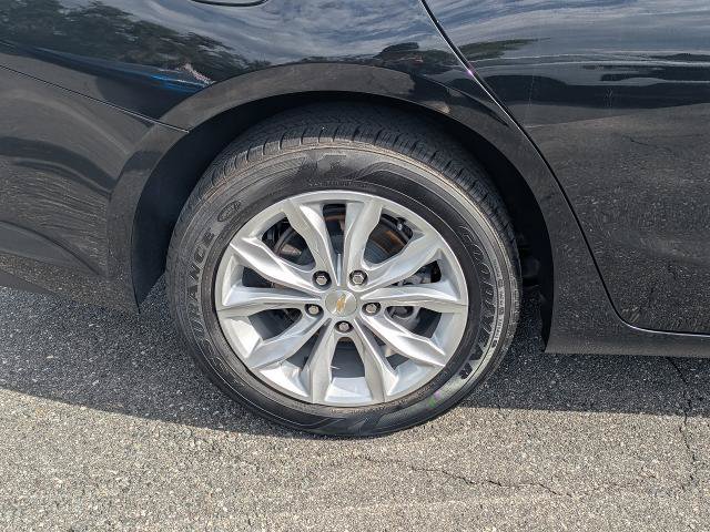 Certified 2025 Chevrolet Malibu LT FWD image 11
