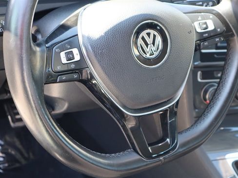 Used 2019 Volkswagen Golf Alltrack AWD/4WD image 35