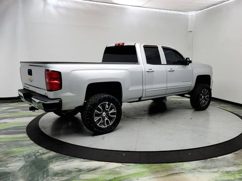 Used 2018 Chevrolet Silverado 1500 LT RWD image 5