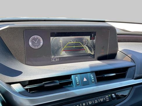 Used 2020 Lexus ES 350 w/ Premium Package FWD image 26