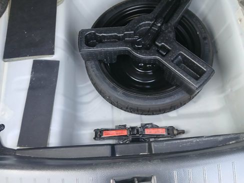 Used 2019 Nissan Sentra S FWD image 17