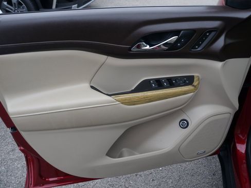 Used 2019 GMC Acadia Denali w/ Technology Package image 15