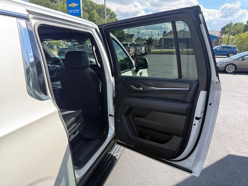 Used 2021 GMC Yukon XL Denali AWD/4WD image 26