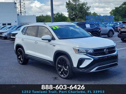 Certified 2023 Volkswagen Taos SE w/ Black Wheel Package