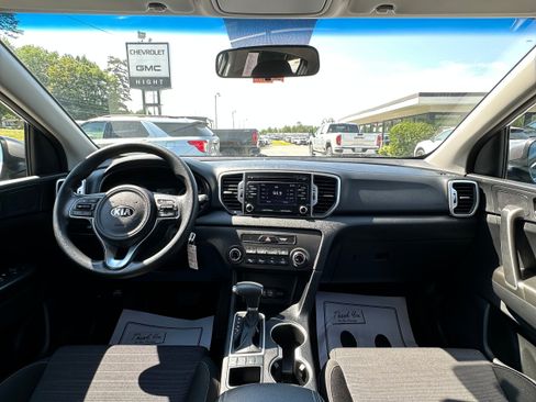 Used 2018 Kia Sportage LX AWD/4WD image 10