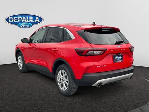 Used 2024 Ford Escape Active AWD/4WD image 3