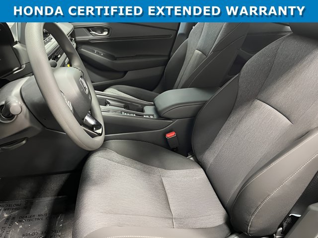 Used 2025 Honda Accord SE image 13