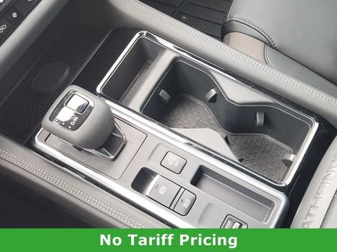 Certified 2026 Nissan Pathfinder Platinum FWD image 20