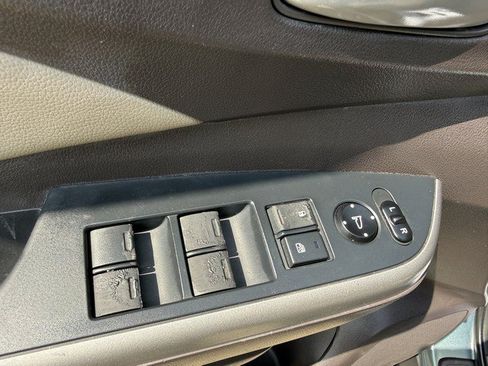 Used 2012 Honda CR-V EX-L image 16