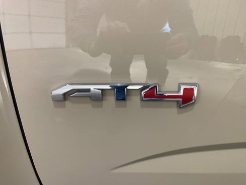 Used 2021 GMC Canyon AT4 w/ Trailering Package image 4