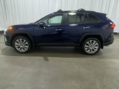 Used 2025 Toyota RAV4 Limited image 6