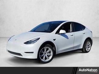 Used 2021 Tesla Model Y Long Range video 1