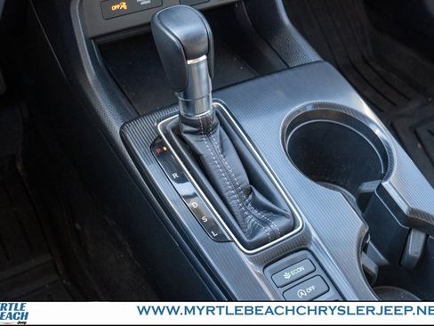 Used 2023 Honda Civic EX-L image 24