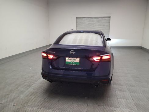 Used 2023 Nissan Altima 2.5 SR FWD image 7