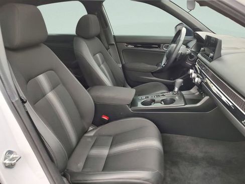 Used 2025 Honda Civic Sport image 30