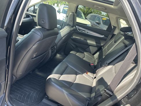 Used 2017 Cadillac XT5 Premium Luxury FWD image 15