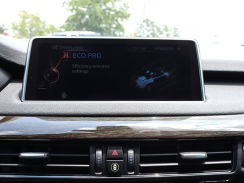 Used 2015 BMW X5 xDrive35d AWD/4WD image 34