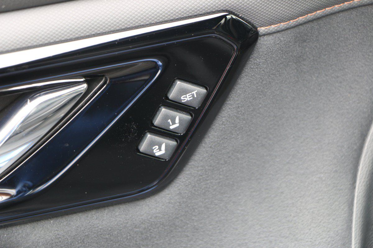 Used 2025 Subaru Forester Touring AWD/4WD image 18