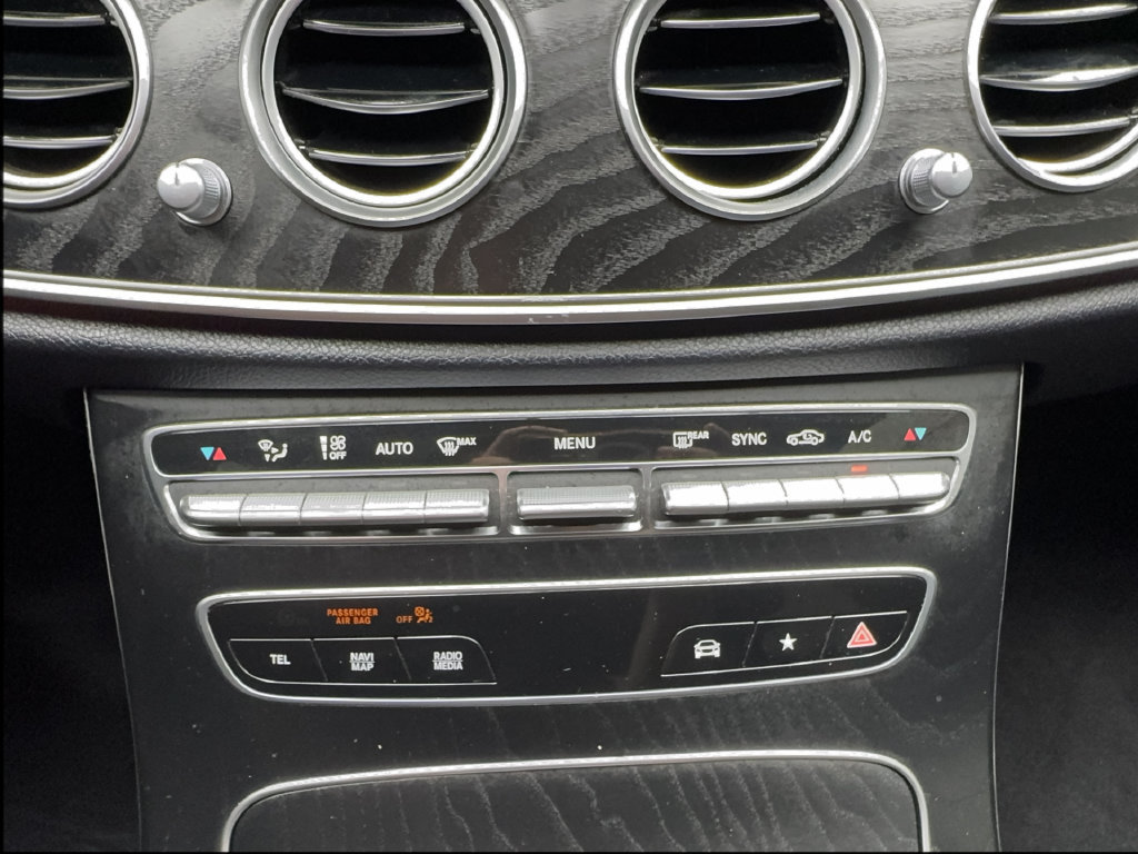 Used 2022 Mercedes-Benz E 350 Sedan image 55