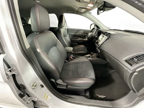 Used 2024 Mitsubishi Outlander Sport SE AWD/4WD image 27