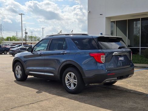 Used 2020 Ford Explorer XLT w/ Equipment Group 202A image 6