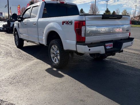 Used 2017 Ford F250 Platinum w/ Platinum Ultimate Package AWD/4WD image 3