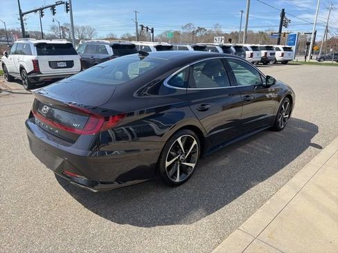 Used 2023 Hyundai Sonata SEL Plus w/ Cargo Package image 9
