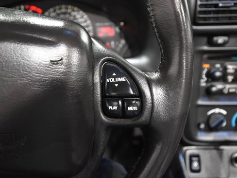 Used 2002 Chevrolet Camaro Z28 w/ SS Performance/Appearance Pkg RWD image 26
