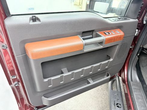 Used 2011 Ford F350 King Ranch w/ King Ranch w/Chrome Pkg image 19